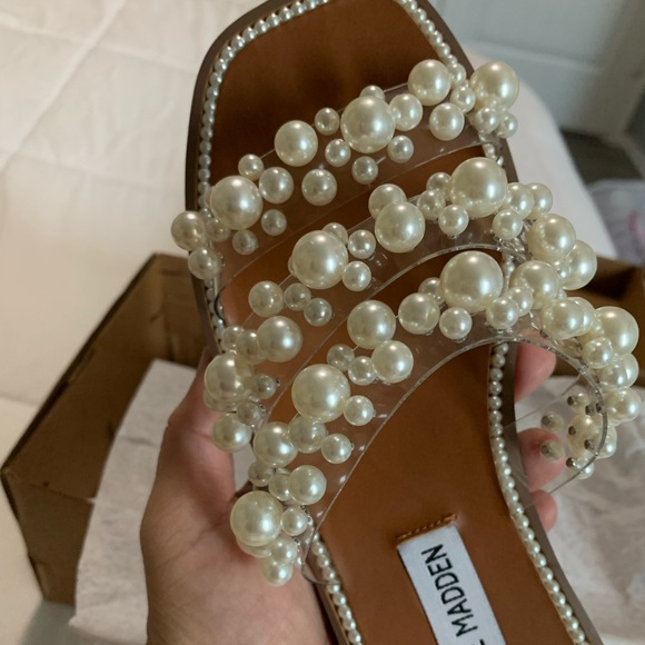 Taye Pearl Embellished sandals- Steve Madden - Picture 2 of 6